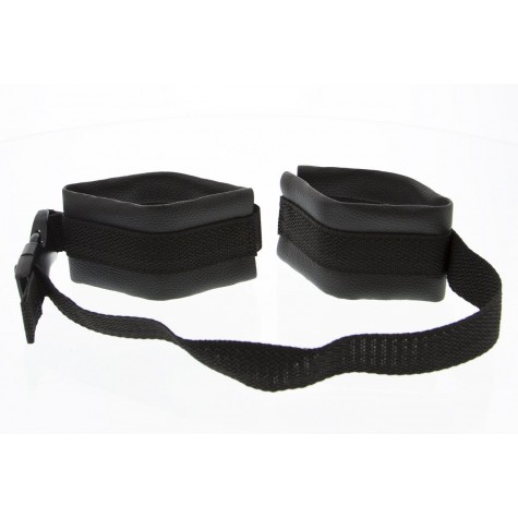 Полиуретановые манжеты на запястья с нейлоновым ремешком Adjustable Wrist Restraints